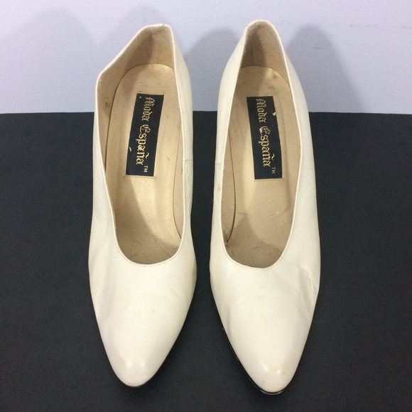 Moda España Shoes - Moda España Womens Sz 9M Ivory Leather High Heels